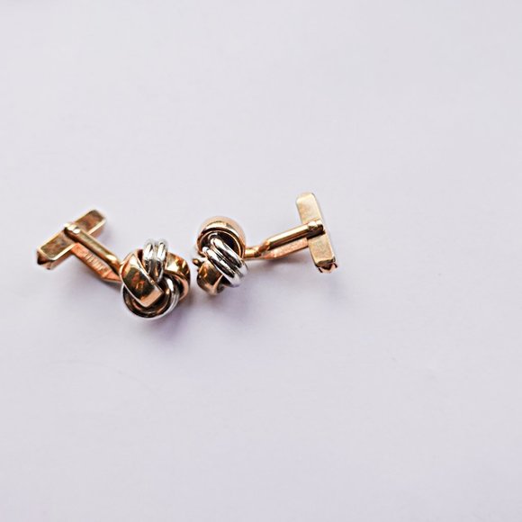 SWANK TWO TONE GOLD AND SILVER SIMPLE KNOT CUFFLINKS - Picture 1 of 2